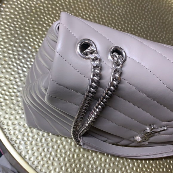 Large Loulou Chain Bag PearlGray Matelassé Leather - Picture 5 of 16